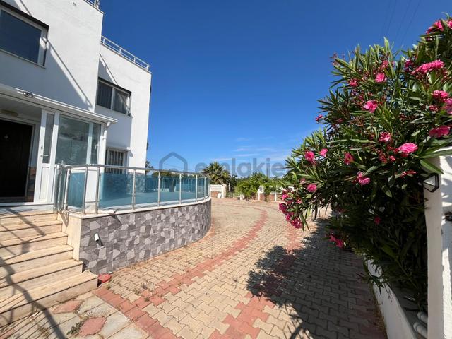 Didim Seyrantepede 1,242m2 Arsa Üzerinde Satılık Villa 5