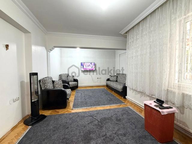 Uzman Emlak'tan İncirli Mh.de +kilerli+ebeveyn Banyolu Eşyalı Kiralık 2+1 Daire 3
