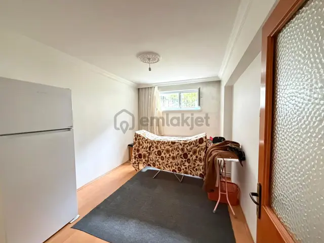 Uzman Emlak'tan İncirli Mh.de +kilerli+ebeveyn Banyolu Eşyalı Kiralık 2+1 Daire 4