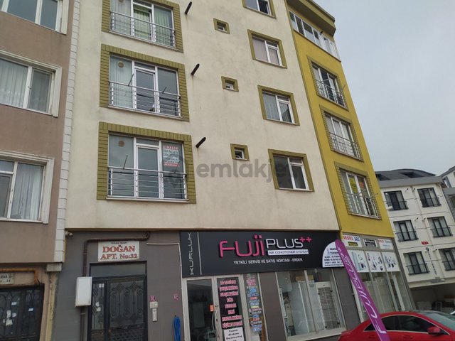 Bandırma Merkezde Uygun Fiyatlı Kiralık 1. Ara Kat 1+1 Daire Bandırma Merkezde Uygun Fiyatlı Kiralık 1. Ara Kat 1+1 Daire