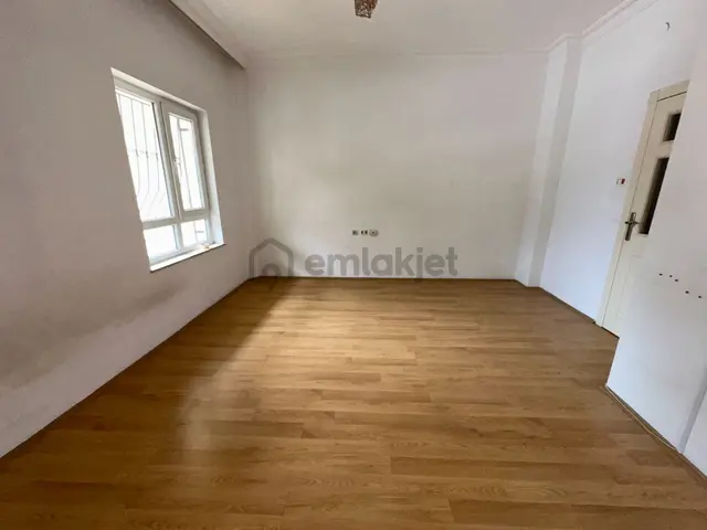 Bağlarbaşı Mah 431 Cad 2+1 85m2 Bağımsız Salon Yüksek Giriş 5