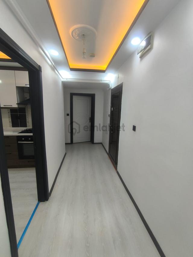 Atapark Mevlana Kültür Merkezi Arkası 3+1 Giriş Kat Yapılı Daire 4