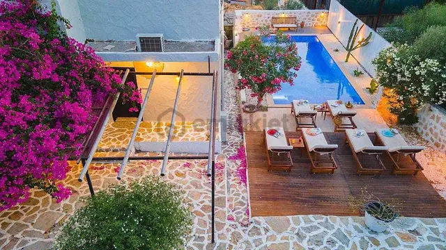 Antalya Kaş’ta Patara Plajı’na Yakın Havuzlu Ve Eşyalı Villa 4