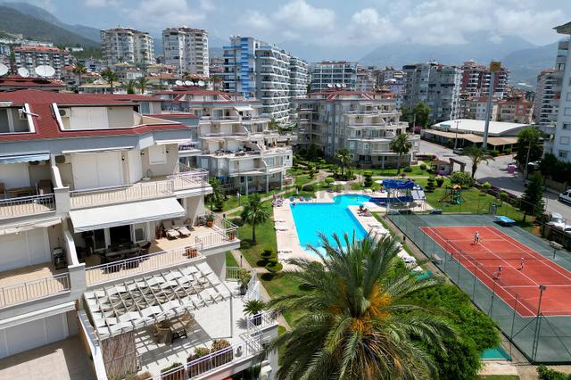 Alanya Cikcilli’de Denize Yakın Havuzlu Sitede Daire 2