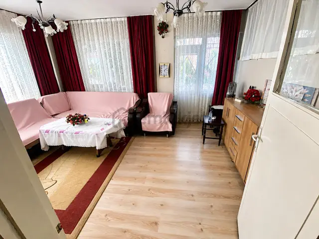 Remax Mid Bahçeli Evlerde Satılık 3+1 Daire 4
