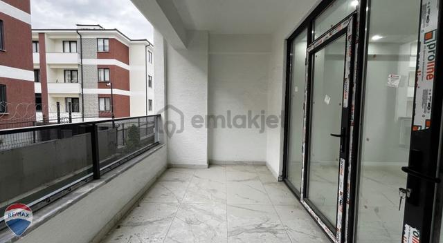 Remax Maviden Bahçeşehir Koleji Karşısı 3+1 130m2 1.kat Daire 3