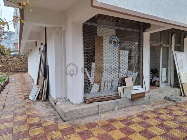 Hakev'den Arşamba Pazarı Caddesinde Satılık 45 M2 Dükkan 5