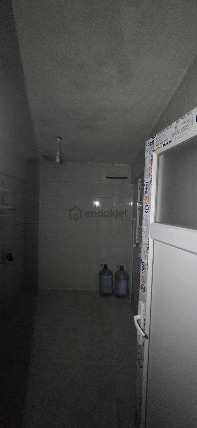 Kr Mavi Takım' Dan Emek Mah. Kiralık Daire 5