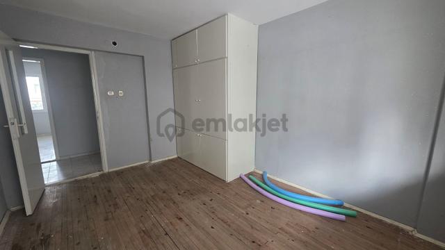 İzmir Tire Sb Emlak'tan Turgut Özal Bulvarında Satılık 3+1 Daire 4