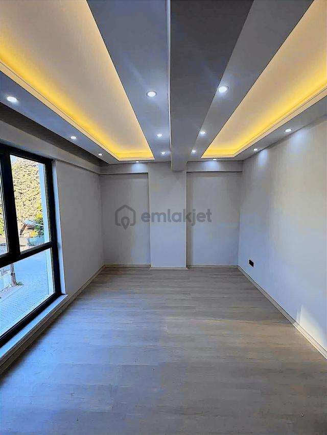 Hk Gayrimenkul'den Çarşı Merkezde Sıfır Lüks Daire....!!! 4