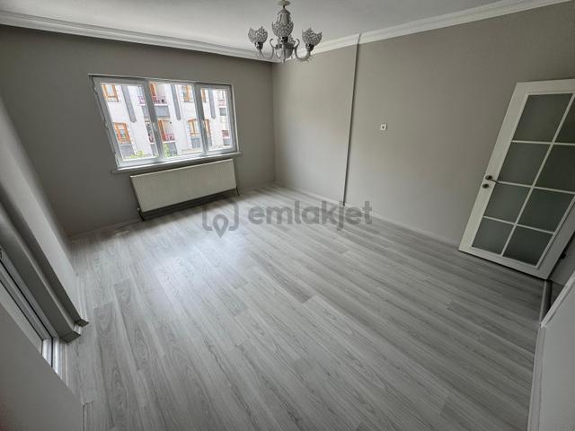 M.çakmak Mah.3+1 Bağımsız Full Yapılı Ara Katta Daire 2
