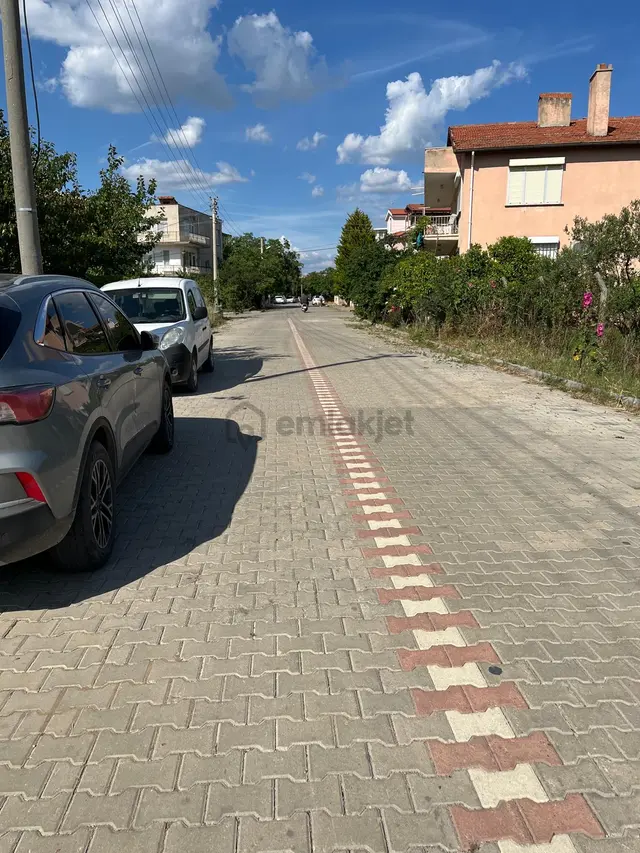 Burhaniye İskele Mahallesinde Denize Çok Yakın Yeni Binada 4+1 Kat Dubleks 2