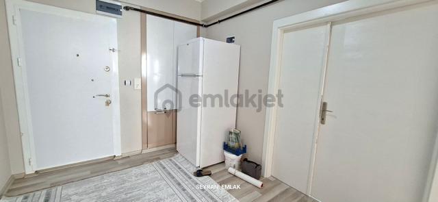 Develi Reşadiye Mahallesi Ana Cadde Üzerinde Satlık Çok Geniş 3+1 Daire 4