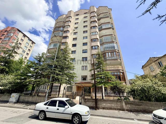 Eski Sanayi Tramvay Durağına 3 Dakika | 3+1 Geniş 175 M² Satılık Eski Sanayi Tramvay Durağına 3 Dakika | 3+1 Geniş 175 M² Satılık