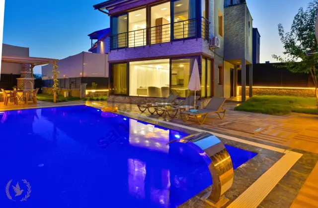 {çamköy K.pazaryeri} Kullanışlı ,geniş ,şık |4+1 Villa 2