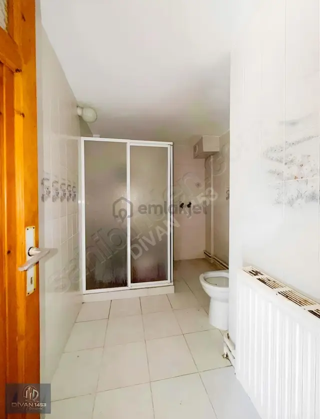 Çeşmealtında Tam Müstakil,bahçeli ,doğalgazlı Müstakil Villa 3