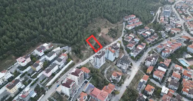 Zeytinköyde Şehrin Merkezinde Panoramik Manzaralı Müstakil Arsa 5