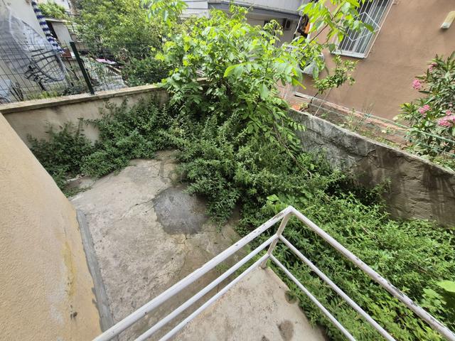 Buca Hürriyet Mah./izbana 8-10dk Mesafede/bahçeli/150m2/3+1daire 3