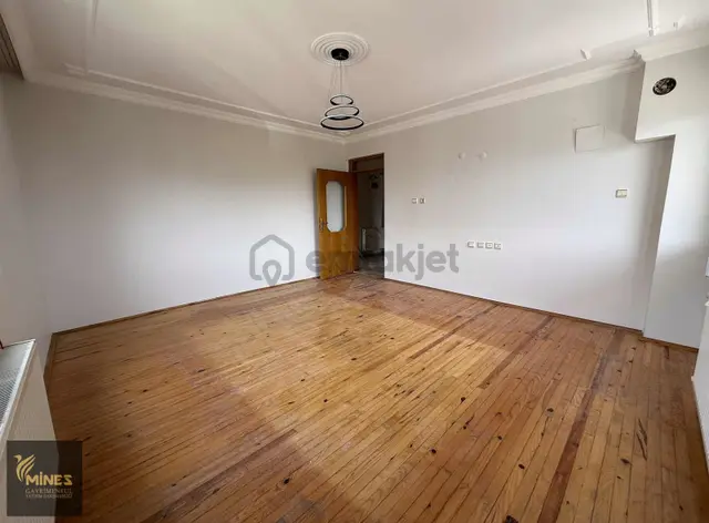 Kemalpaşa Ulucak Şahin Tepesi'nde Geniş 3+1 Kiralık Daire 2