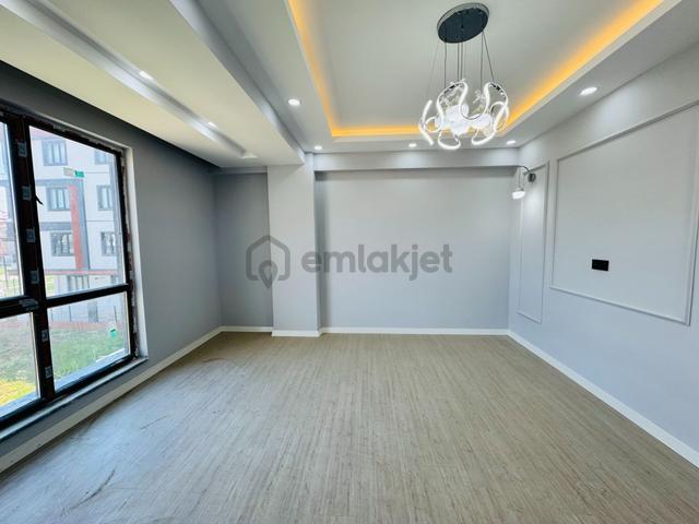 Güven'den Hastaneye Yakın Yerden Isıtmalı,k.cam Balkonlu 2+1 Ev 1