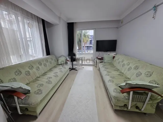 Yüzme Havuzlu Site İçinde Satılık 2+1 Daire 3