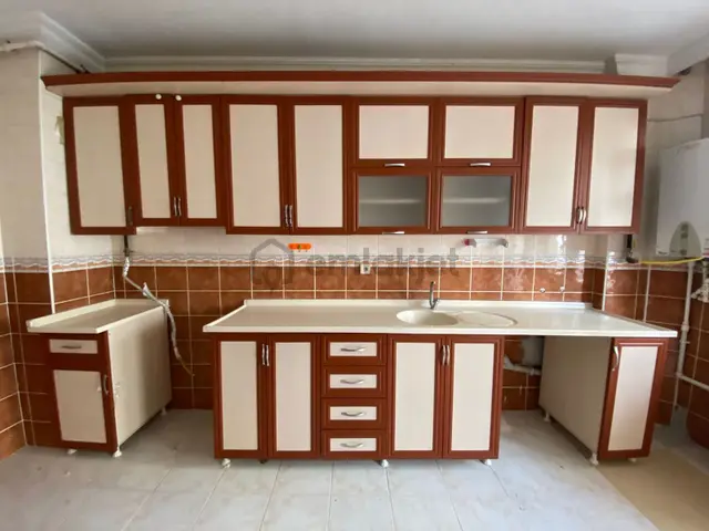 Stadyum Arkasında 3+1 Kiralık Daire***burcu Emlaktan*** 3