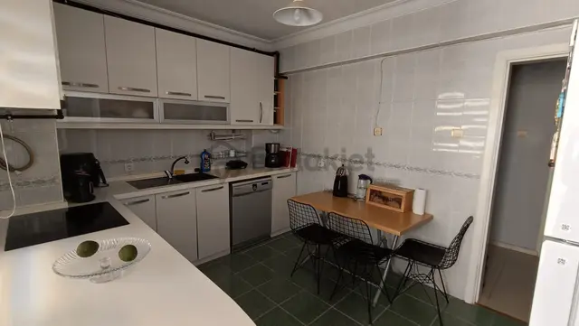 Buca Yeni Kaymakamlık Yanı Kapalı Mutfak 130 M2 3+1 Daire 4