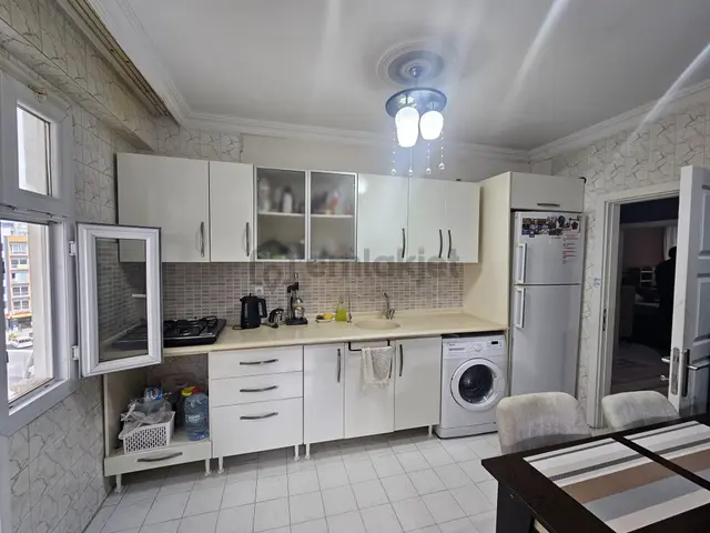 Karınca'dan Tece'de Havuzlu Sitede Merkezi Konumda Eşyalı 3+1 2