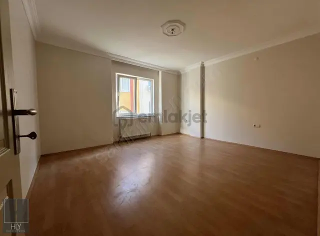 Hly Gayrimenkulden Sütlüce Mahallesinde 3+1 Kiralık Daire 5
