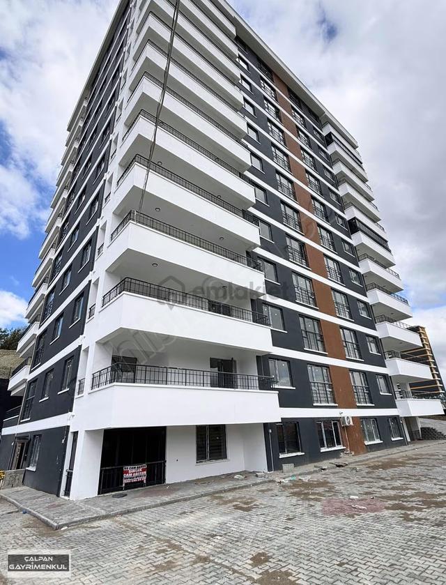 Kıbrısköy Mah Site İçinde 9.kat Giyinme Odalı 3+1 Satılık Daire Kıbrısköy Mah Site İçinde 9.kat Giyinme Odalı 3+1 Satılık Daire