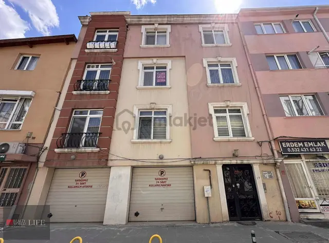 Rw Lıfe// İstiklal Mah Adalara Yakın Merkezde Satılık Arakat 2+1 Rw Lıfe// İstiklal Mah Adalara Yakın Merkezde Satılık Arakat 2+1