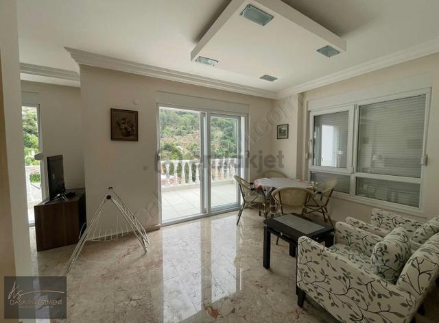 Alanya Tepe'de Satılıksite İçi Müstakil Villa İlamete Uygun 5