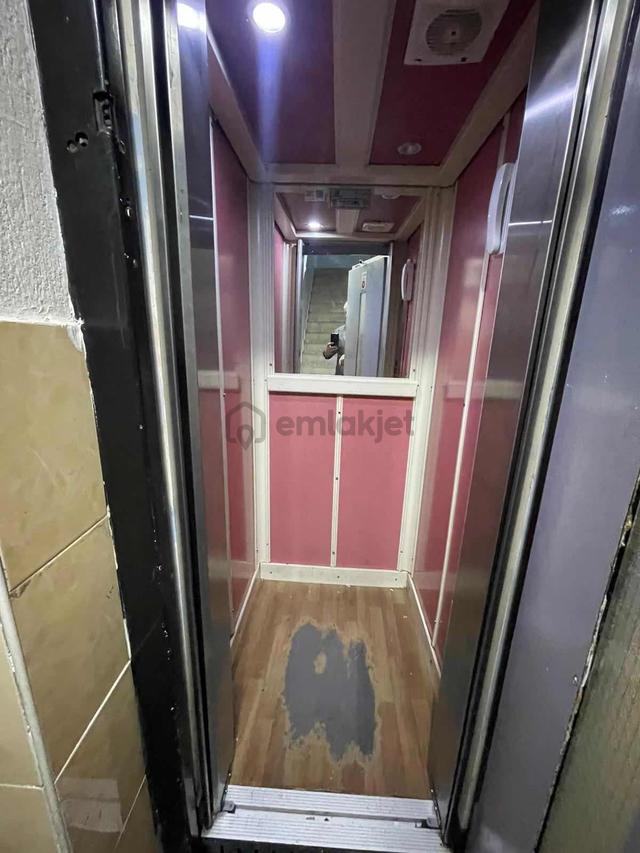 Zaımağa Cad Üzeri 3+1 135m2 Asansörlü Köşe Satılık Daire 3