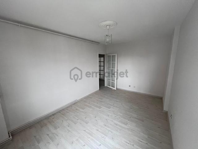 Adana Çukurovada Turgut Özal Bulvarında 3+1 Doğalgazlı Kombili Geniş Fırsat Kiralık Daire 5