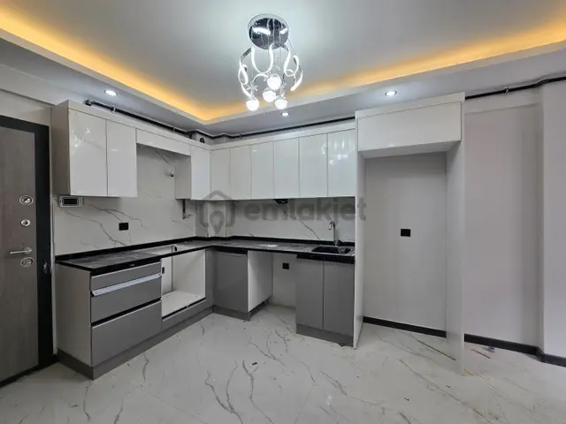 Rw Nest'ten Çamlıca Mh Ulusal Egemenlik Bulv Satılık 1+1 Daire 3