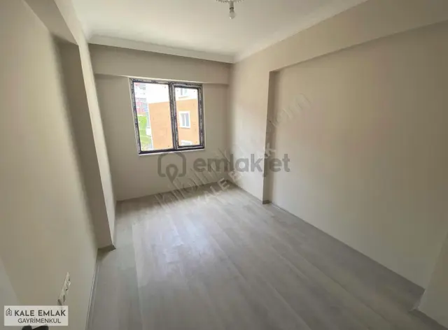 Acil Satılık Şeyhcui'de Sıfır 1+1 Satılık Daire 3