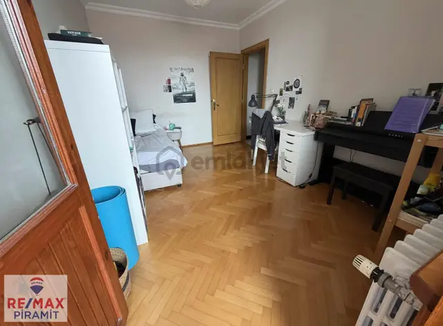 Altunizade Acıbadem Hastanesine Komşu Fırsat 3+1 Kiralık 4