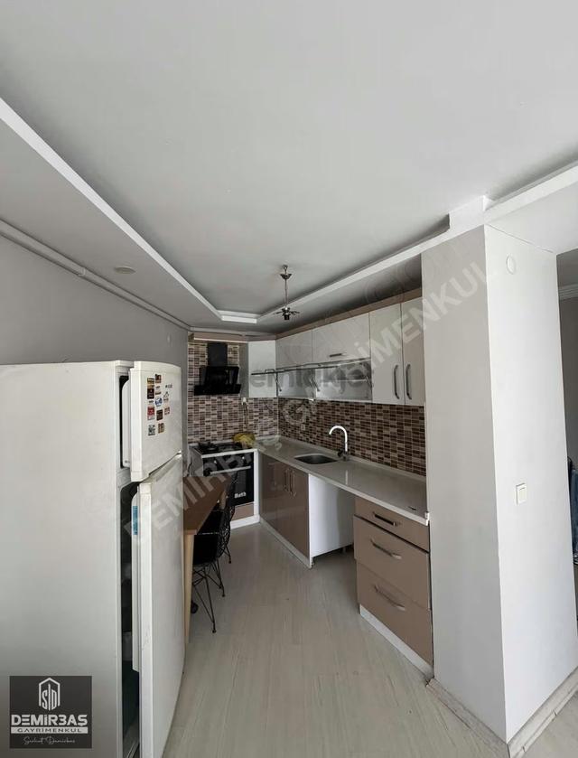 Demirbaş Gayrimenkulden Üni.böl. Satılık Eşyalı 2+1 Daire 2