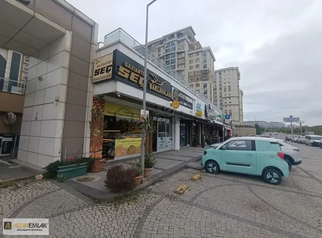 Başakşehir Medikule De Cadde Üzeri Satılık Dükkan 9.500.000 Tl 2