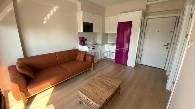 Bornova Kılıçoğlı Koşay Rezidansta-eşyalı-manzaralı-kiralık 1+1 5