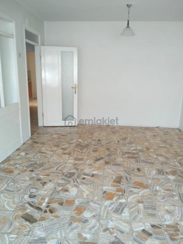İzmir Menemen Merkez’de Geniş Ve Ferah 3+1 Kiralık Daire 2