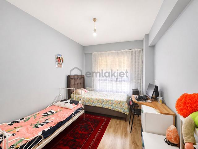 Yeşilova'da Yatırıma Ve Aile Yaşamına Uygun 2+1 Satılık Daire 5