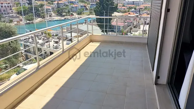 Çeşme Dalyan'da Marina'ya Yürüme Mesafesinde Sezonluk Kiralık Daireler 5