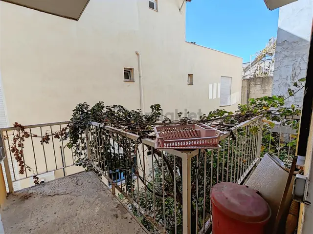Bornova Osmangazide 2 Katlı Geniş Satılık Müstakil Ev 1
