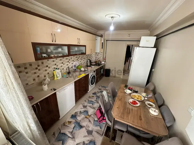 Karakaya Mahallesinde Cadde Yakını 4+1 Çift Banyolu Fırsat Daire 2