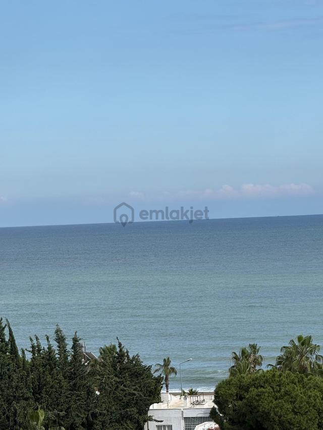 Mezitli Akdeniz'de Deniz Manzaralı Balkon Sefalı Kombili 3+1 Geniş Daire Mezitli Akdeniz'de Deniz Manzaralı Balkon Sefalı Kombili 3+1 Geniş Daire