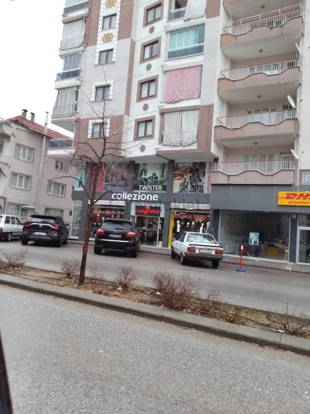 Şahin Emlaktan Satılık Acıpayam Çarşı Merkezde 145 M² 3+1 Daire 3