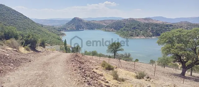 Göl Manzaralı, Yolu Olan, Müstakil Parsel, Tek Tapu 7620m2 Arazimiz Satılıktır 1