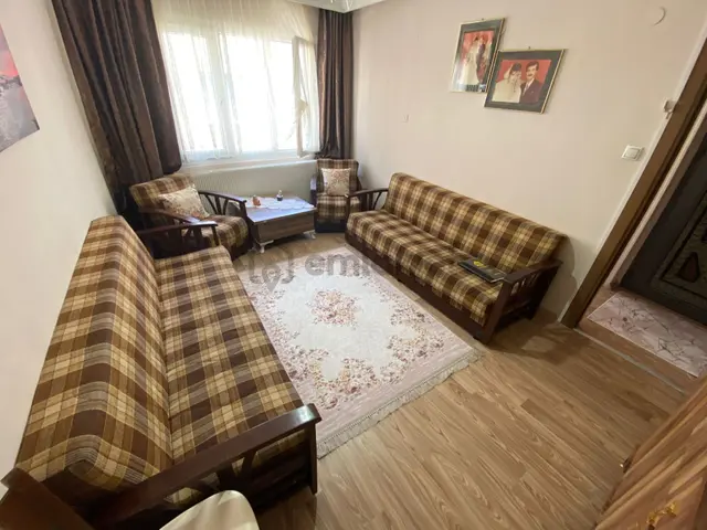 Acill Konak Güneşli Mah.de İzmirpark Avm'yakını 2+1 85m2 Dgazlı Ayrı Mutfak Satılık Daire 4