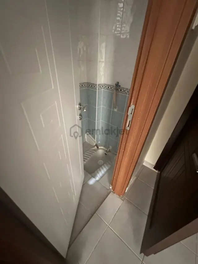 Gata Hastane Yakını Katta 3+1 1 Bağımlı Temiz Bakımlı Kiralık 4